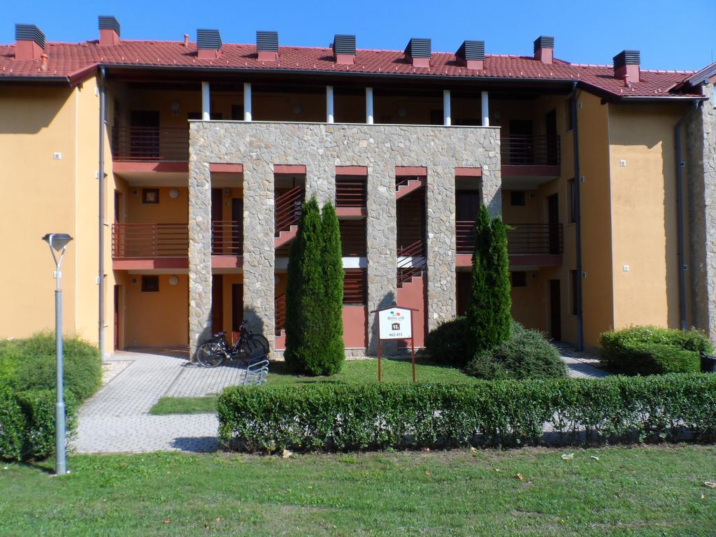 Fortuna Golf Apartman Bük Cameră foto